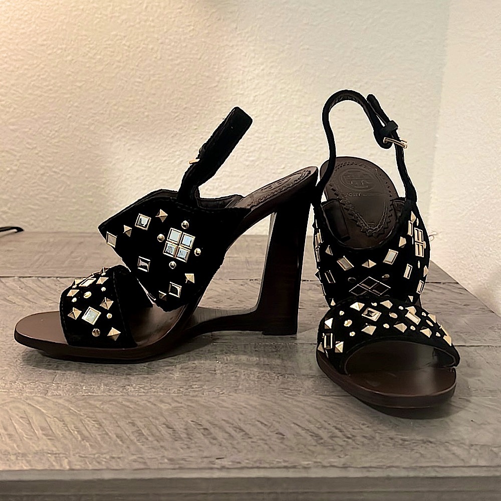 Tory Burch wedge - size 6